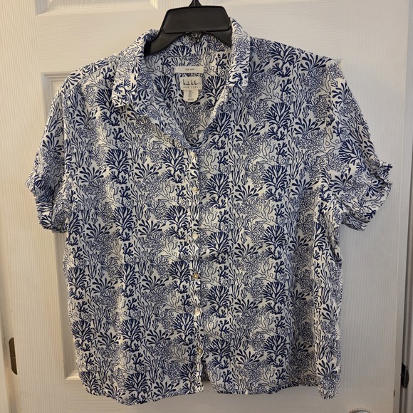 Nicole Miller Tops - Nicole Miller sz L 100% linen button up top blue/wht coastal beach vacation